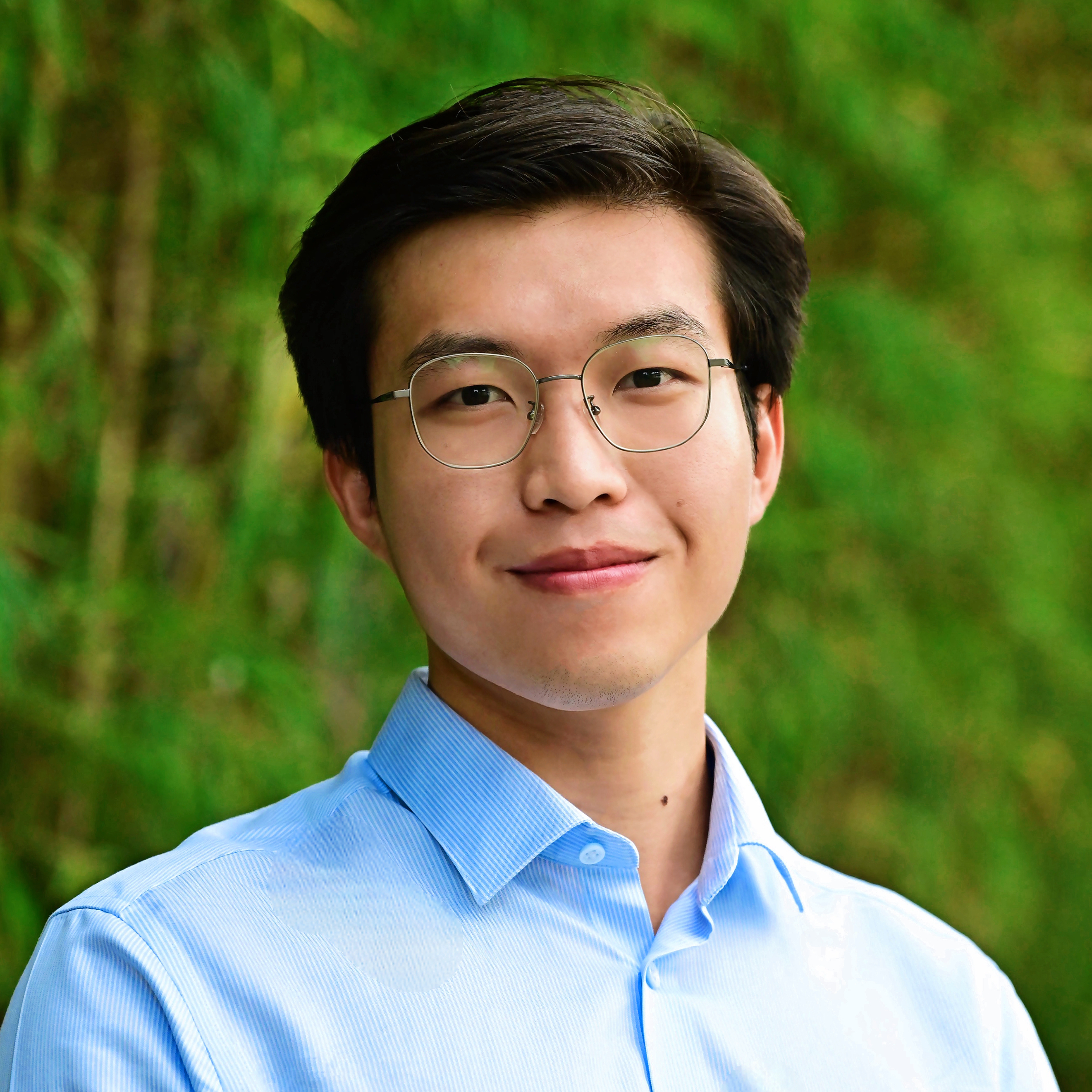 Portrait of Yifei Quan